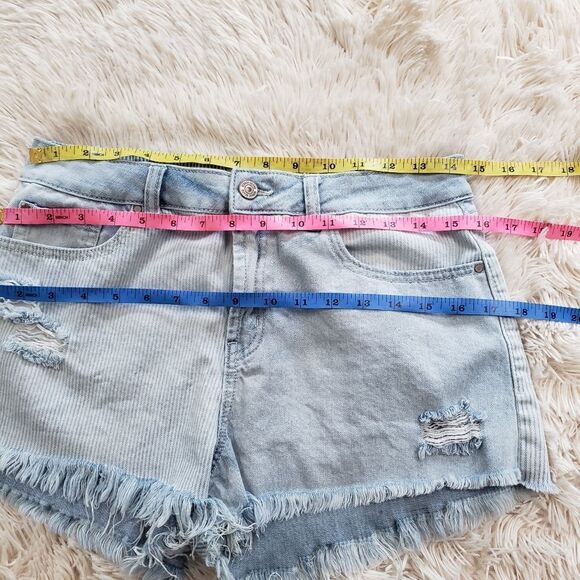 REWASH distressed frayed hem cutoff shorts size 11 - Picture 5 of 12